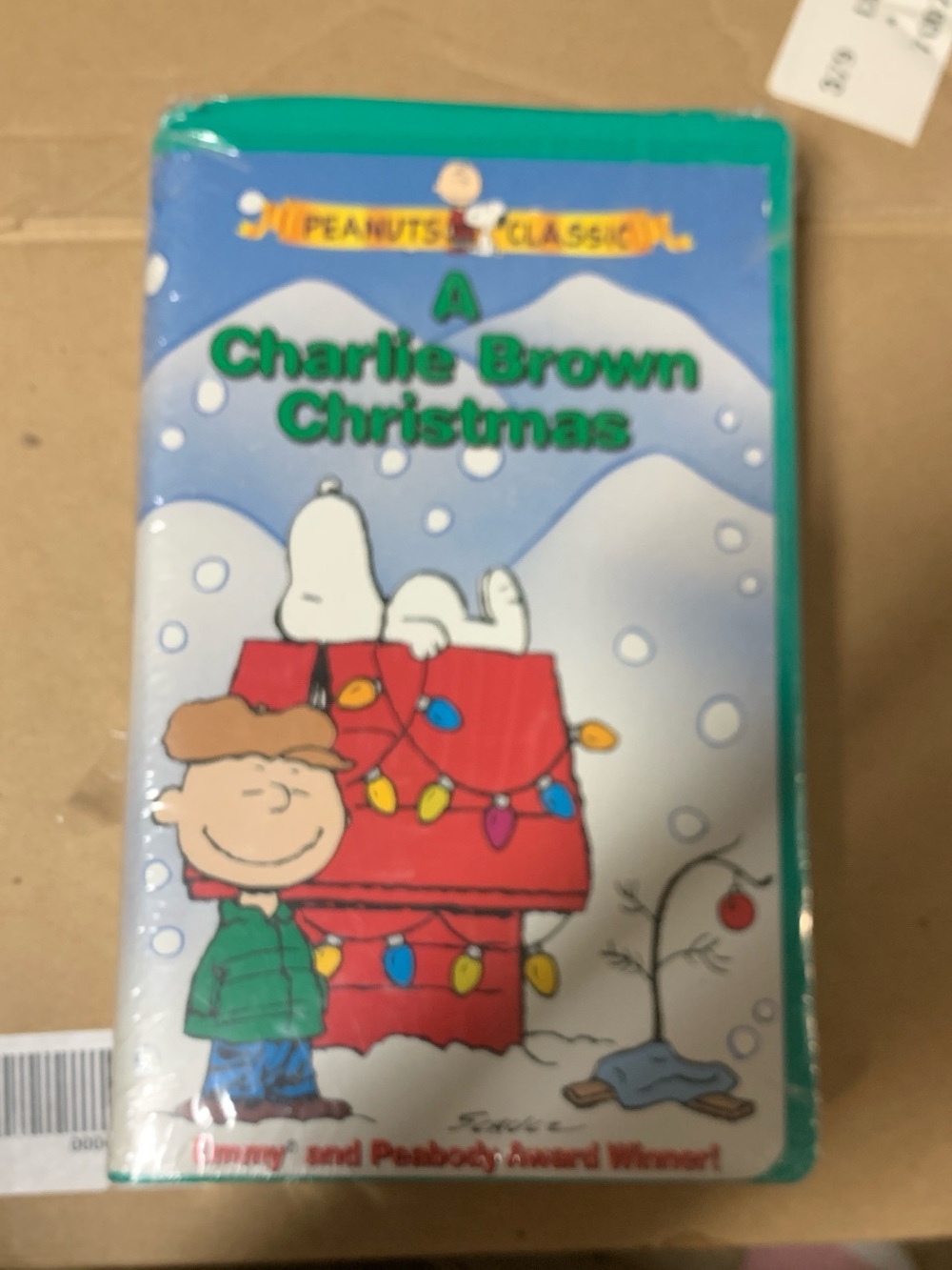 A Charlie Brown Christmas Peanuts Classic VHS - Snoopy & Charlie Brown